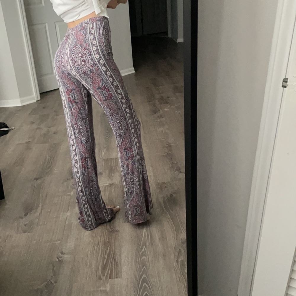 A&F Flowy Patterned Pants - image 2